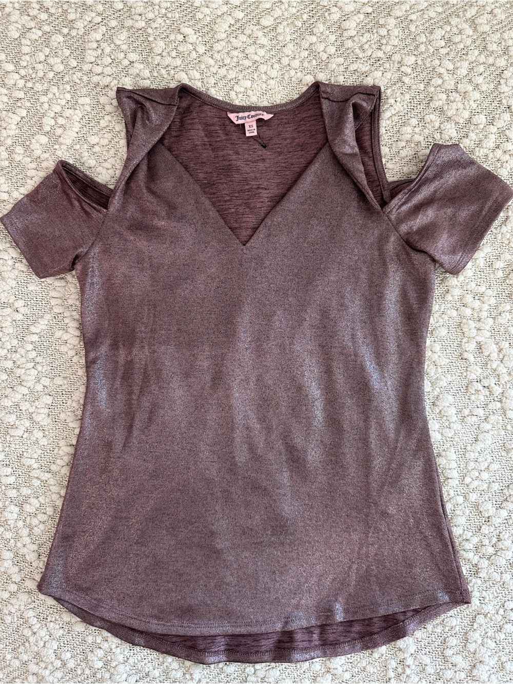 Juicy Couture Metallic Cold Shoulder Top XS Shimmer V-Neck Mauve Space Dye